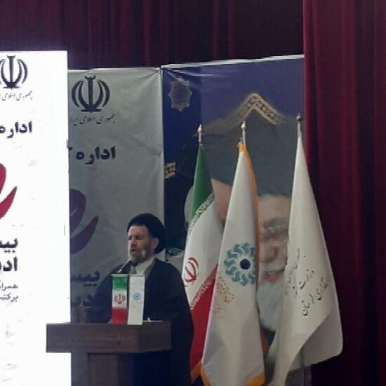 امام جمعه خرم‌آباد: تقریظ کتاب توسط رهبر معظم انقلاب مروج ارزش‌های اسلامی است