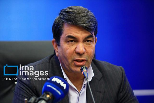 استاندار کرمان: کتاب زیربنای توسعه پایدار است