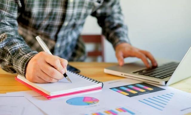 برگزاری جشنواره فرمانداران و مدیران برتر پژوهش‌ محور در قزوین