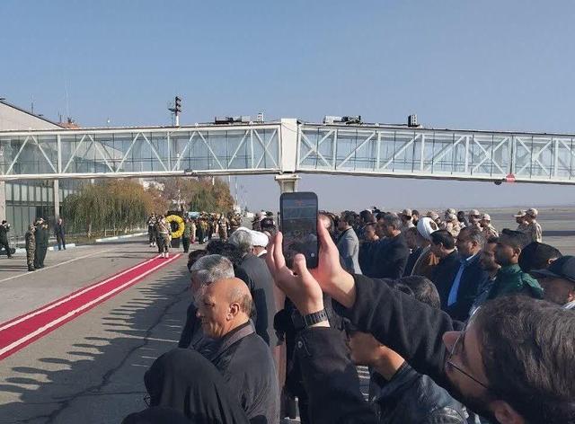 پیکر مطهر ۶ شهید گمنام وارد ارومیه شد