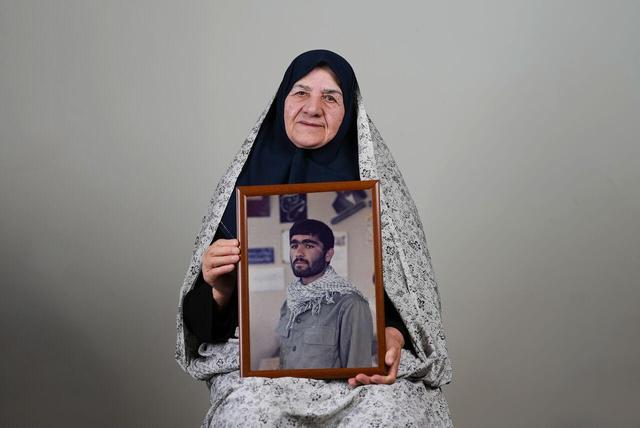 روایت قصه مادران شهدا در ۲۳ استان/ ۴۰ سال تلاش برای جابه‌جا کردن پیکر فرزند