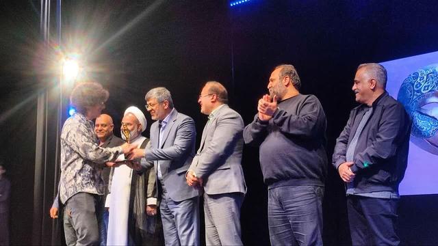 استاندار یزد: هنر تئاتر نقش مهمی در فرهنگ سازی دارد + فیلم