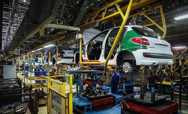 خط و نشان پزشکیان برای خودروسازان؛ آیا دستور رئیس جمهوری را اجرا می‌کنند؟