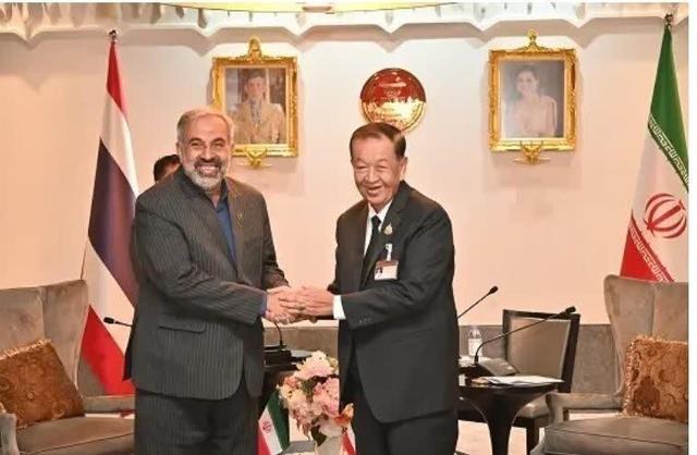 پیام رئیس مجلس ایران به رئیس مجلس نمایندگان تایلند تقدیم شد