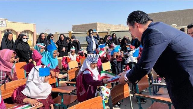 جشن «نخستین واژه؛ (آب)» با حضور نماینده یونیسف و سفیر کره در روستای کُهک زهک برگزار شد