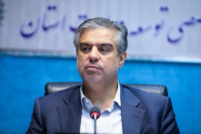 استاندار مرکزی: شوراهای محله با ساختار هرم وارونه تشکیل شود