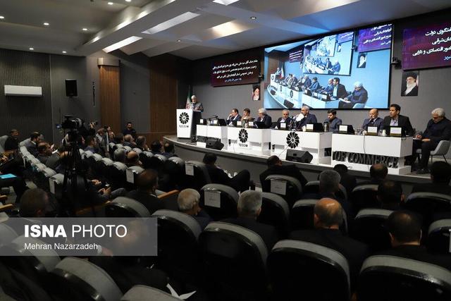 نشست شورای گفتگوی دولت و بخش خصوصی استان آذربایجان شرقی با حضور وزیر امور اقتصادی و دارایی