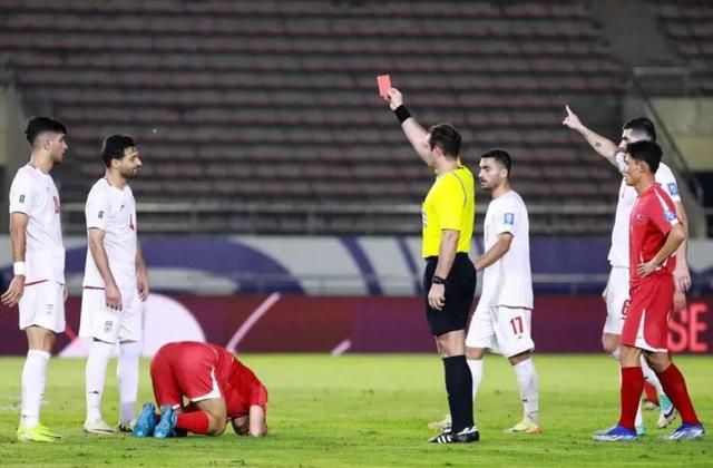 آقای خلیل زاده اگر به من نمی‌گویی بی مغز دو کلمه حرف بزنیم | قلعه‌نویی هم از دست شما عاصی شده است