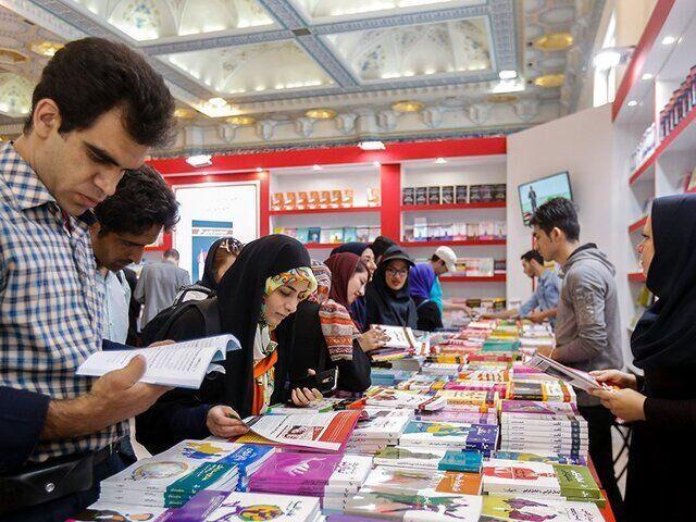 ایرانی‌ها ۱۰ و نیم دقیقه در روز کتاب می‌خوانند