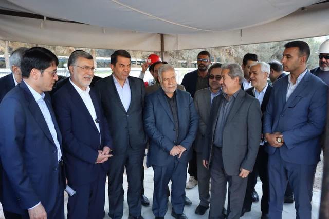 بازدید وزیر بهداشت از بیمارستان در حال احداث شهید سلیمانی کرمان