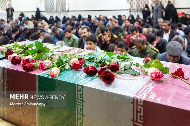 مراسم تشییع پیکر شهید «علی فتح‌آبادی» در نیشابور برگزار شد 