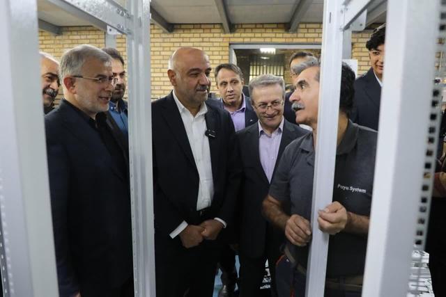 بازدید وزیر تعاون از واحد تولید محصولات چرمی در کرج