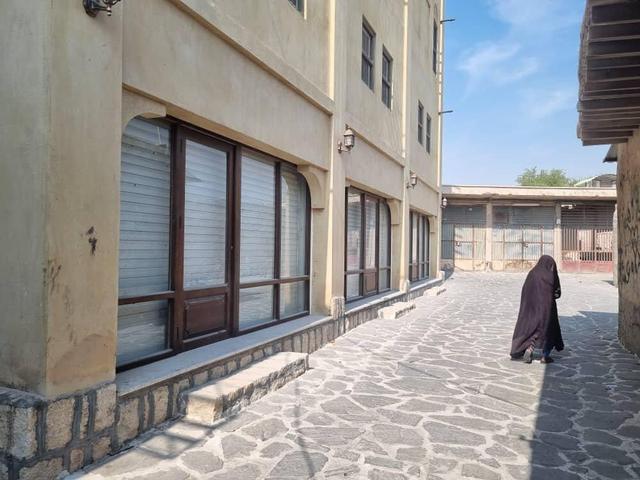 زارعی: مرمت بازار مساح بندرلنگه در حال انجام است