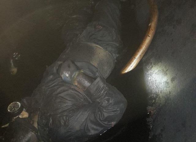 سقوط کارگر در مخزن ذخیره روغن کارخانه تصفیه آونگان قروه