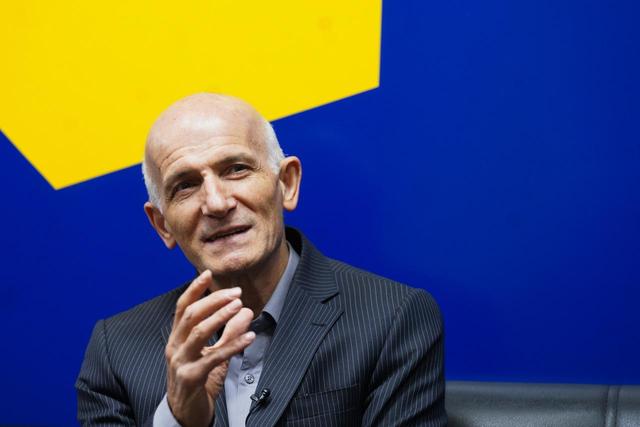 زوال طبقه متوسط فرهنگی علت کاهش کتابخوانی