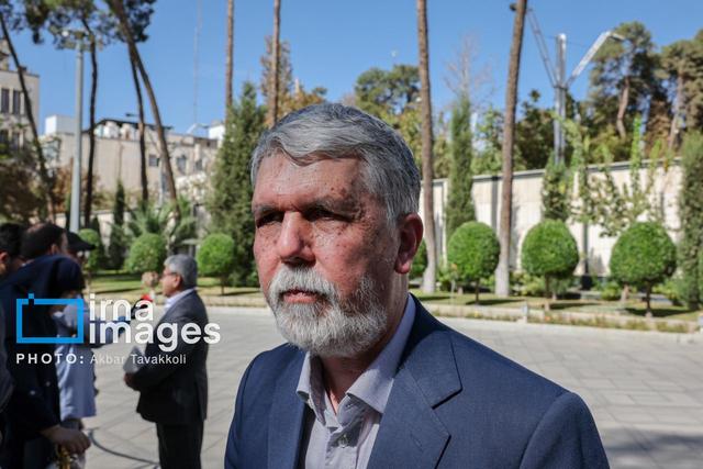 وزیر فرهنگ و ارشاد اسلامی وارد بروجرد شد