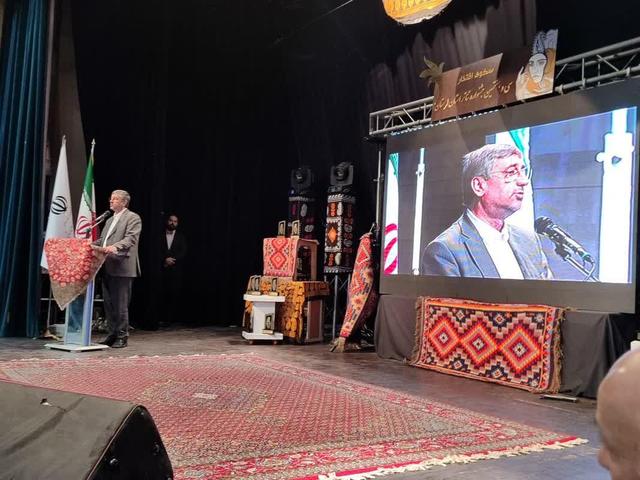 استاندار: هنر فرصتی برای نمایش هویت فرهنگی دیار لرستان است