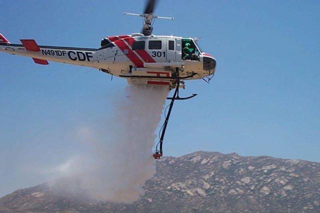 سه بالگرد جدید برای اطفای حریق جنگل الیت در راه اعزام به منطقه است