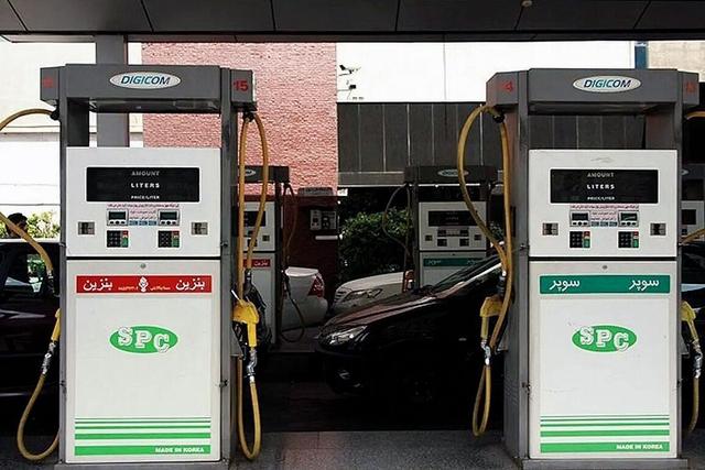 عرضه‌کنندگان و سازوکار رقابت؛ تعین‌کننده نرخ بنزین سوپر وارداتی