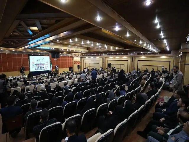 فعال صنعتی قزوین: بازگشت به ماده ۴۸ قانون هفتم توسعه تنها راه نجات تولید است