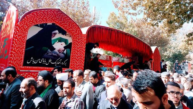 فیلم| کاروان اهالی بهشت با حضور پرشور مردم وارد گلپایگان شد