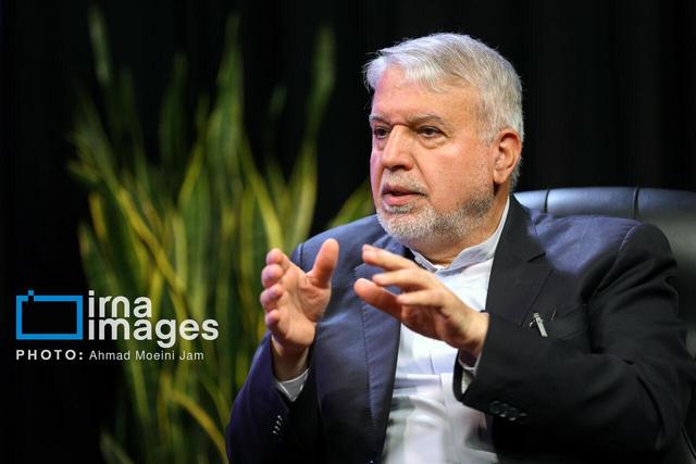 وزیر ارشاد: یارانه‌ مطبوعات بر اساس نظام رتبه‌بندی انجام شد/پیگیری تامین ۲۰ میلیون تن کاغذ