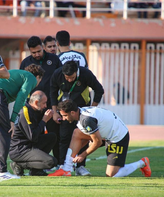 نویدکیا: در جام حذفی برای صعود باید منطقی