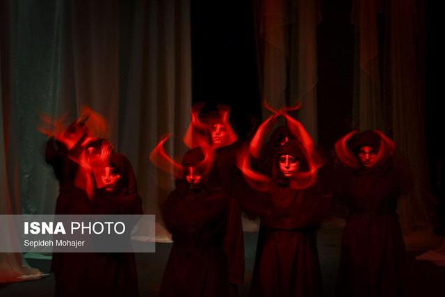 سی‌وهفتمین جشنواره تئاتر اصفهان به ایستگاه پایانی رسید/ معرفی دو اثر برگزیده به جشنواره تئاتر فجر