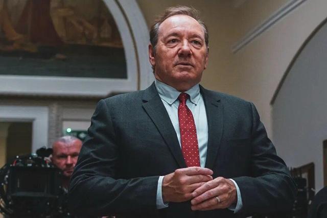 اگر اسکورسیزی یا تارانتینو پیشنهاد کار بدهند، مشکلاتم تمام می‌شود