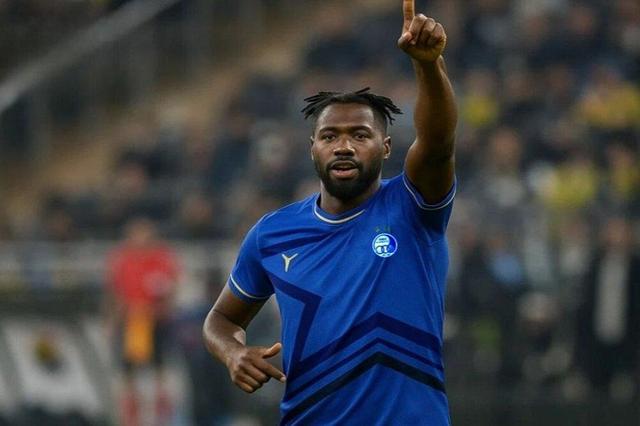 صحبت‌های انگیزشی و احساسی هافبک استقلال در رختکن تیم ملی؛ برای مردمی که پولی در جیب‌شان ندارند، بحنگیم ... !