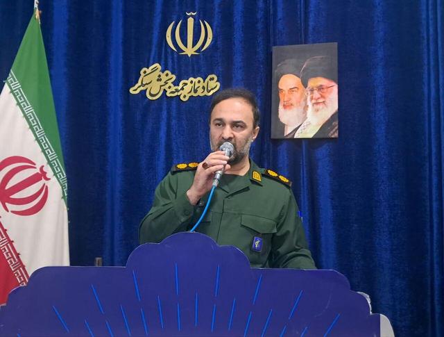 بسیجی دیندار، فداکار و ولایت‌مدار است