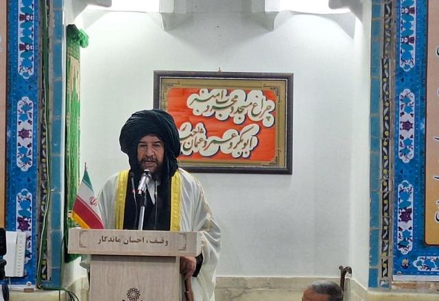 نظارت بر بازار و برخورد قاطع با گرانفروشان ضروری است