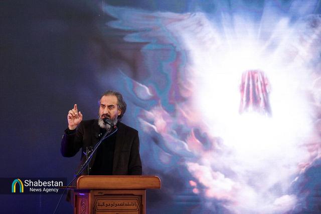 سوگواری بانوان برای بانوی دو عالم در حرم بانوی کرامت