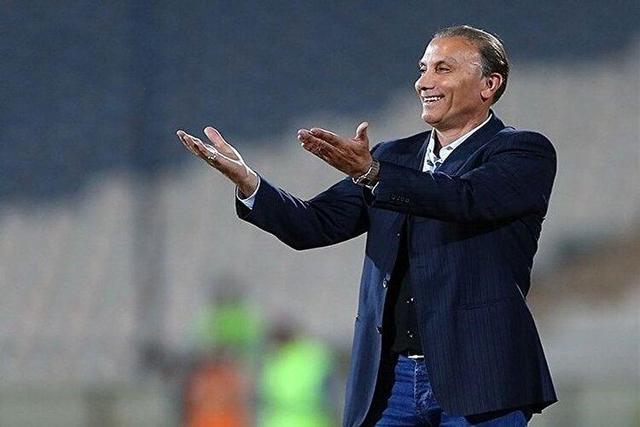 درخشان: اتوریته قلعه‌نویی؟ بازیکن به جای سرمربی تصمیم گرفت/ اعضای کادرفنی مانند عروسک خیمه شب بازی عمل می‌کنند!