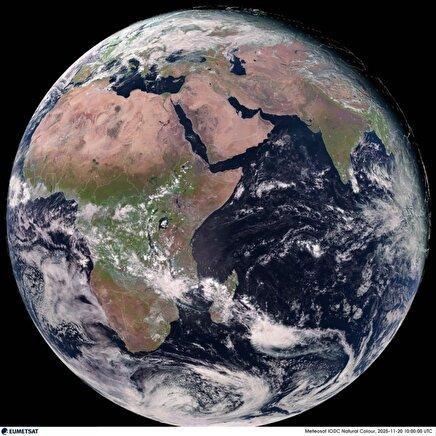 عکس: تصویر ماهواره‌ای پوشش ابر در کره زمین و ایران!