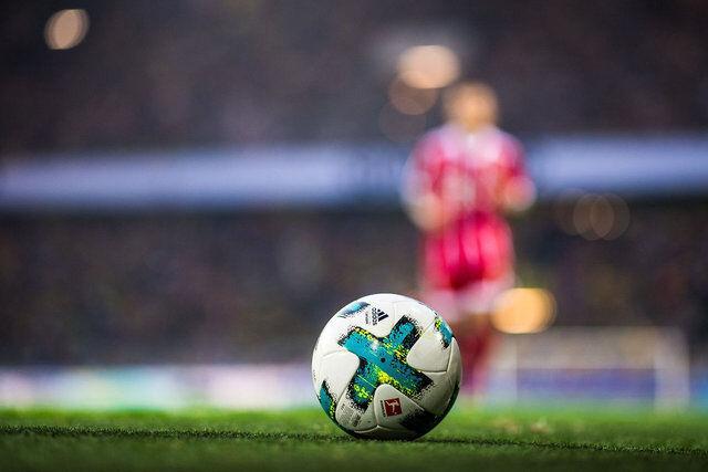 ویدیو| مقایسه پاس‌های فوتبالیست‌های بزرگ باهم؛ کدوم بهتره؟