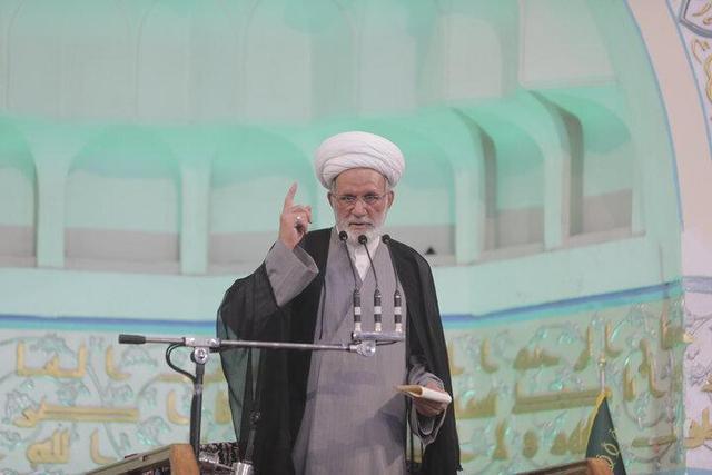 فرزانه: تجمل‌گرایی در تضاد با زندگی اسلامی و یک ضدارزش است
