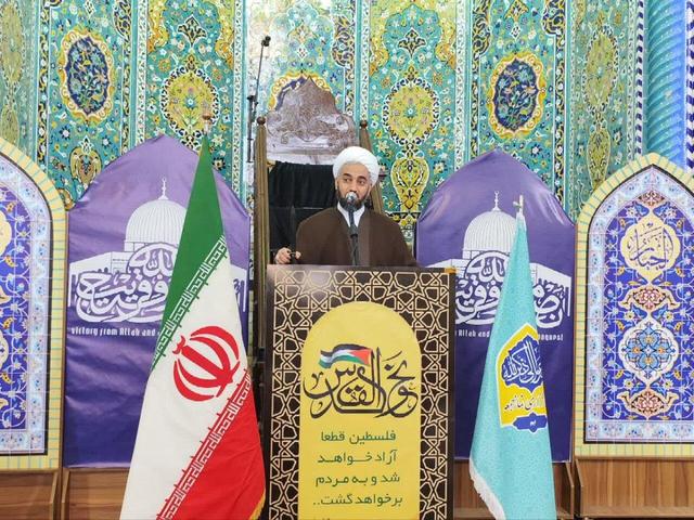 دهقانی: زندگی در مکتب حضرت زهرا (س) راه دستیابی به آرامش می باشد