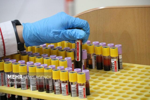 تیم سیار خون‌گیری پاوه اهدای خون را تسهیل می‌کند