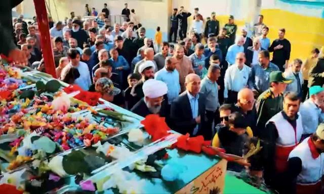 استقبال از ۲ شهید گمنام دوران دفاع مقدس در شهر خورموج