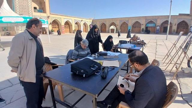 برگزاری جلسه بداهه‌نویسی خوشنویسی در مسجدالنبی قزوین