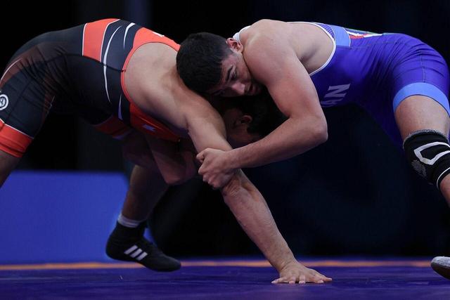 جدال ستارگان کشتی مازندران در بابلسر