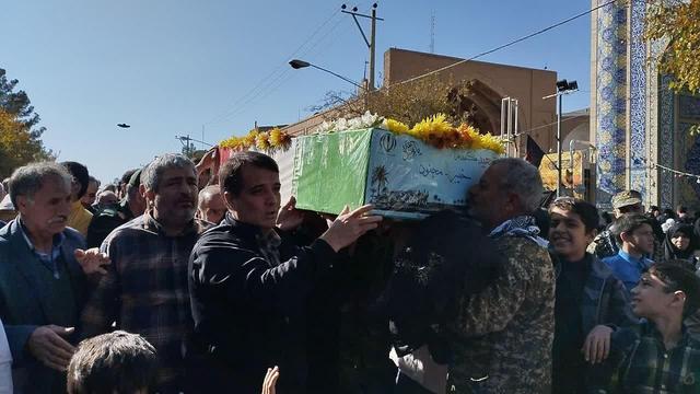 تشییع شهید گمنام در گناباد، وداع مردم با قهرمان بی‌نام و نشان