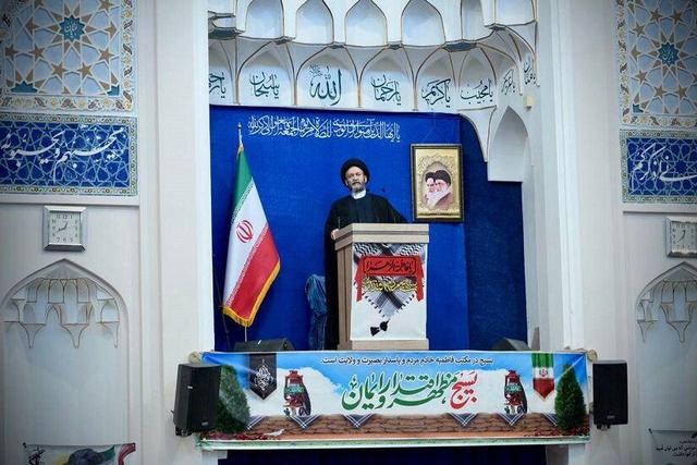 امام‌جمعه اردبیل: سازمان‌های بین‌المللی ابزار فشار بر دولت‌های غیرهمسو با استکبار است