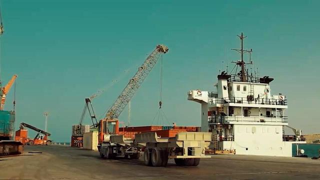 تعارضی بین تجارت رسمی و سنتی در استان بوشهر وجود ندارد