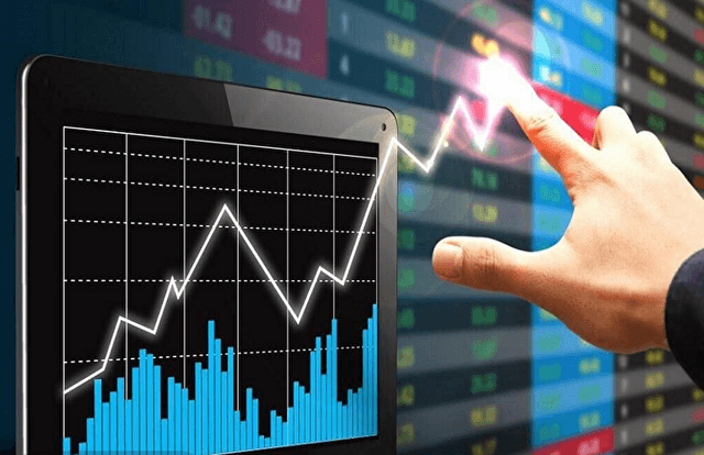 بورس در انتظار تصمیمات مهم/ کارشناسان از چه سناریویی برای هفته جاری می‌گویند؟