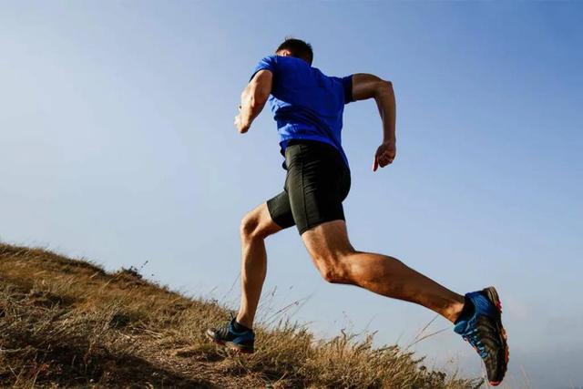 آیا ورزش با معده خالی باعث افزایش چربی سوزی می ‌شود؟