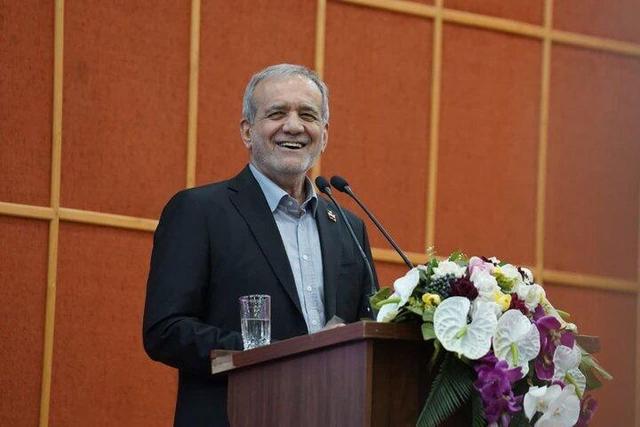 پزشکیان: شرمسار مردم بودیم که برق و گاز قطع میشد