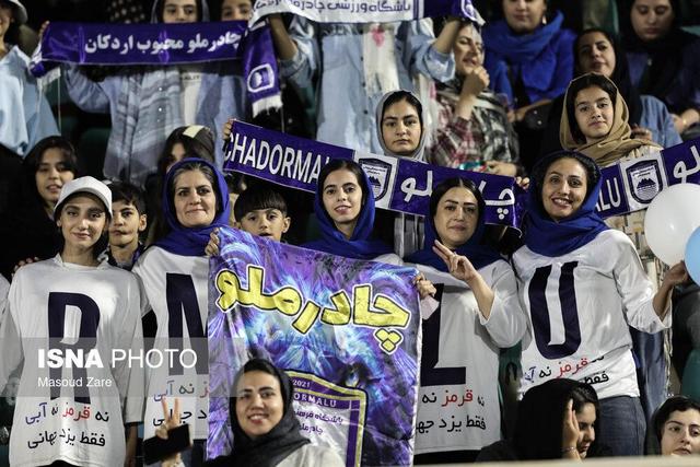 درهای ورزشگاه نصیری یزد باز شد