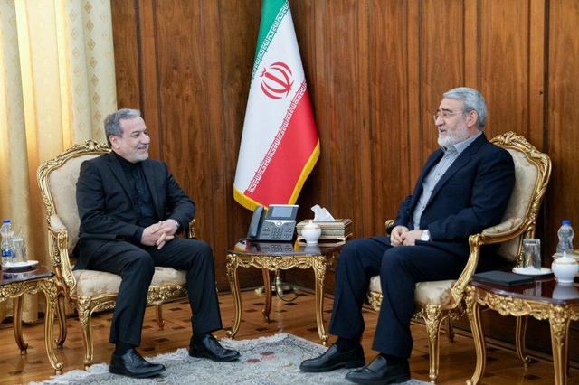 تاکید عراقچی بر ضرورت اقدامات لازم جهت اجرایی کردن توافقات ایران و چین